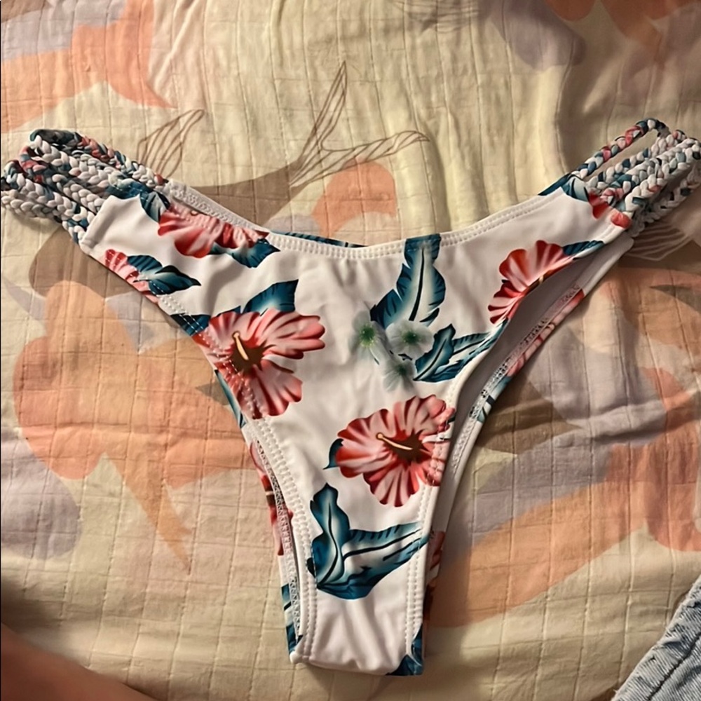 Bikini bottom